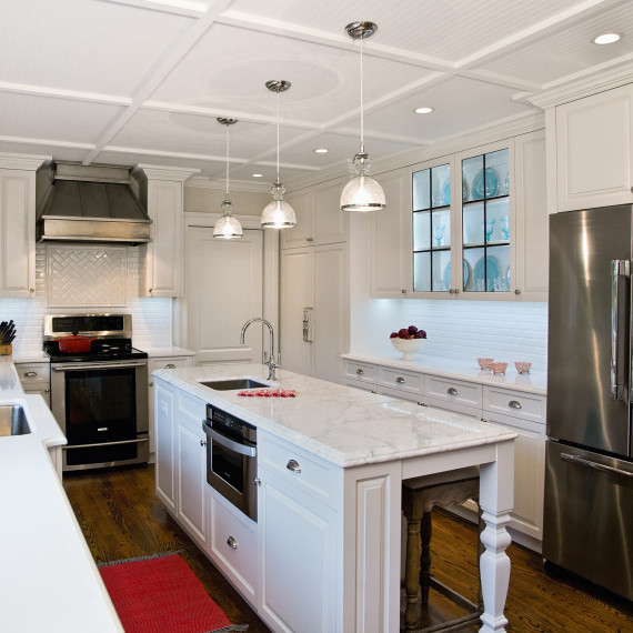Cottage Transitional American White Kitchen